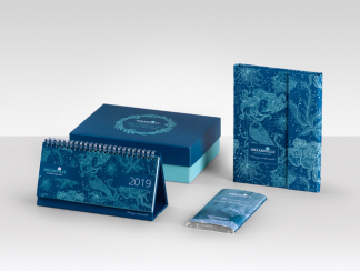 project_250-silver.png Personalized company calendar and notebook